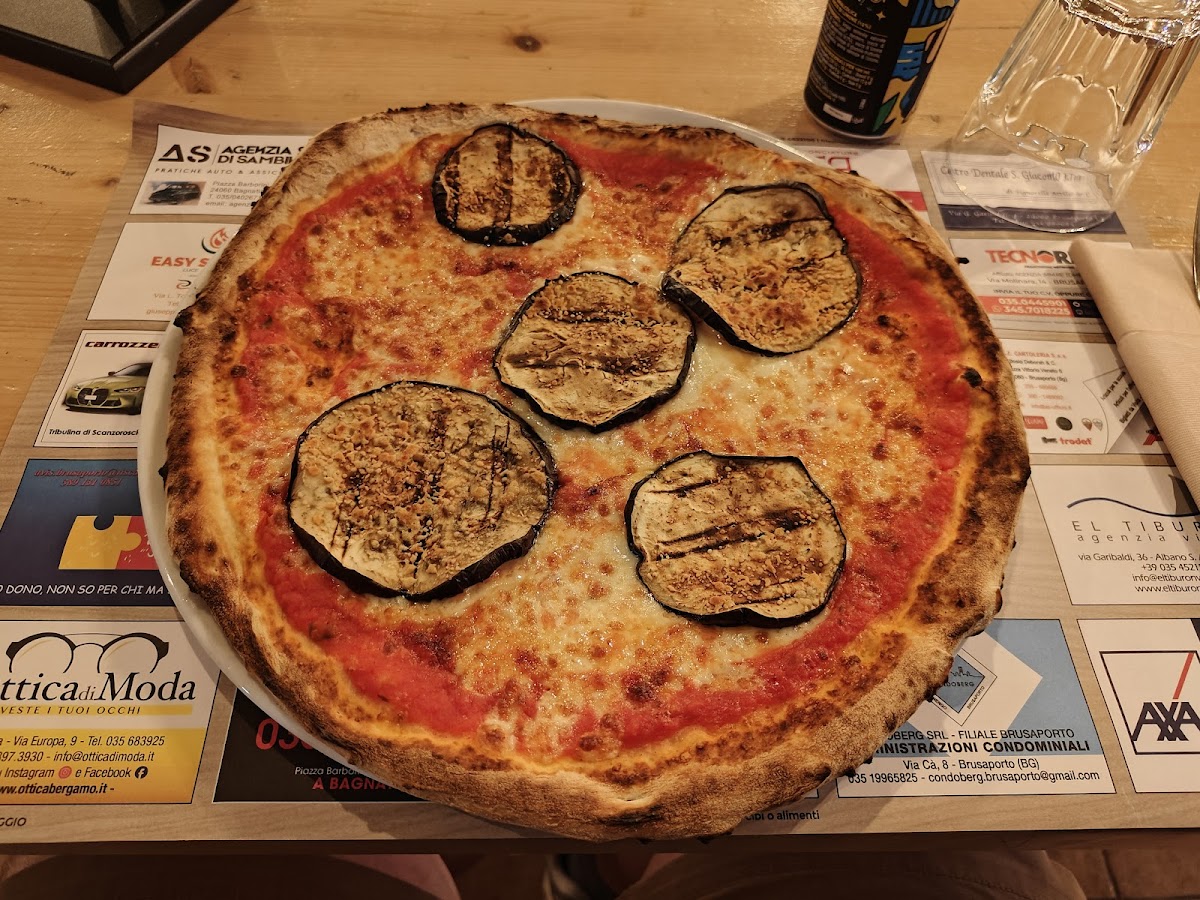 Ristorante Pizzeria Birreria Il Cortile-4